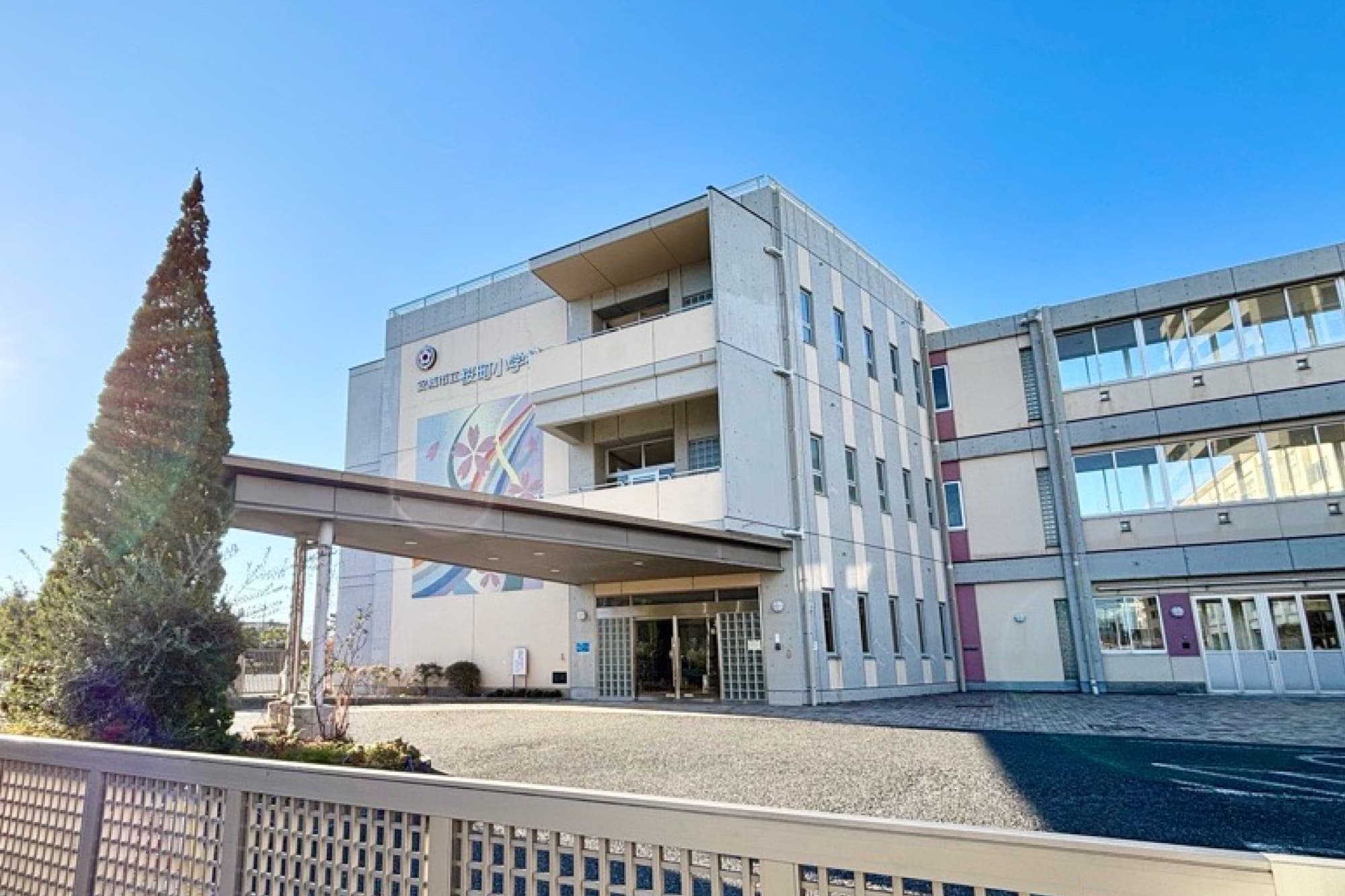 桜町小学校