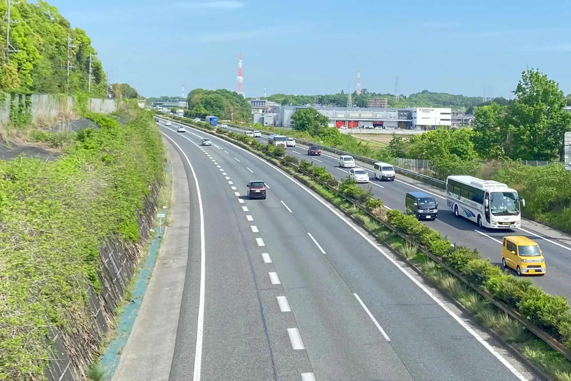 東海環状自動車道「東名三好IC」入口まで 約29分