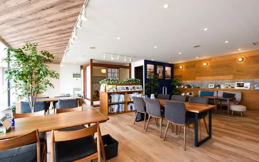 ハウスボカン東海店